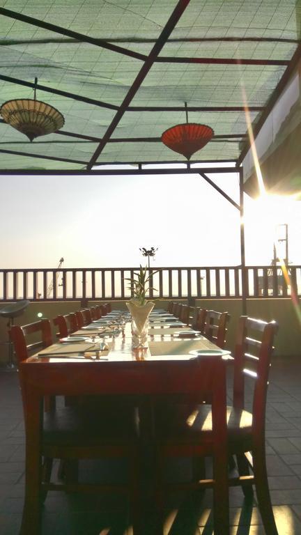 Hotel Royal King Yangon Ngoại thất bức ảnh