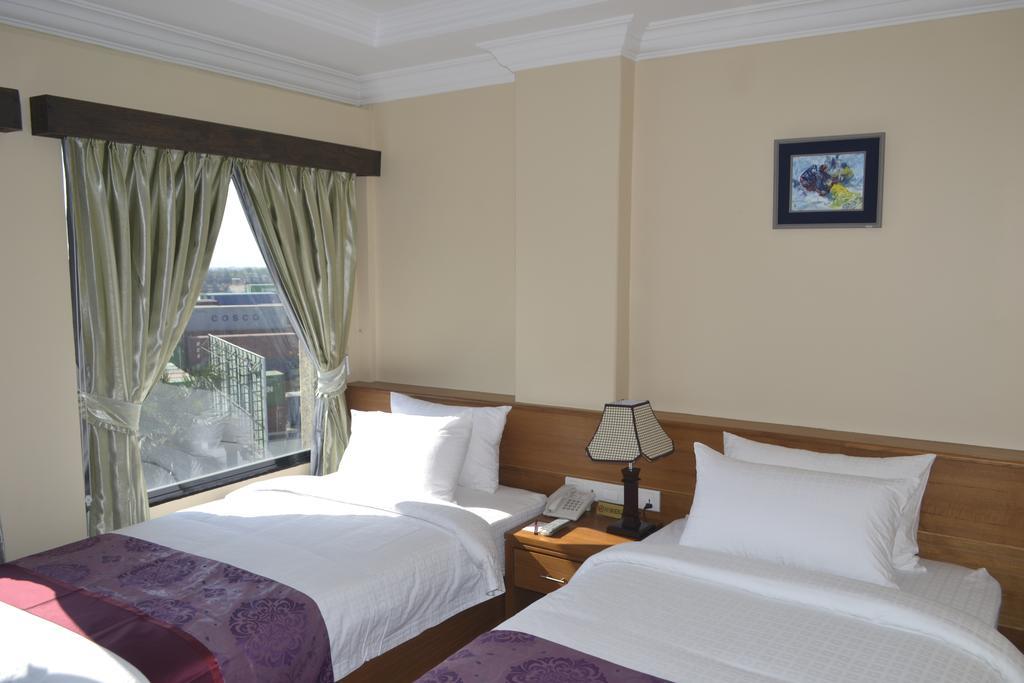 Hotel Royal King Yangon Ngoại thất bức ảnh