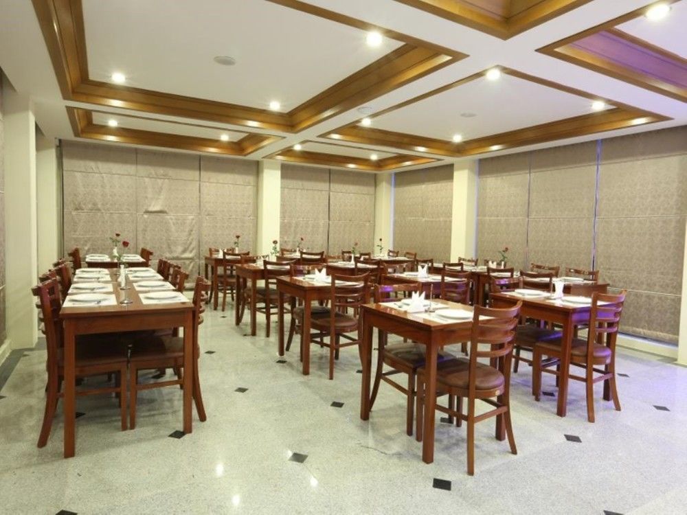 Hotel Royal King Yangon Ngoại thất bức ảnh